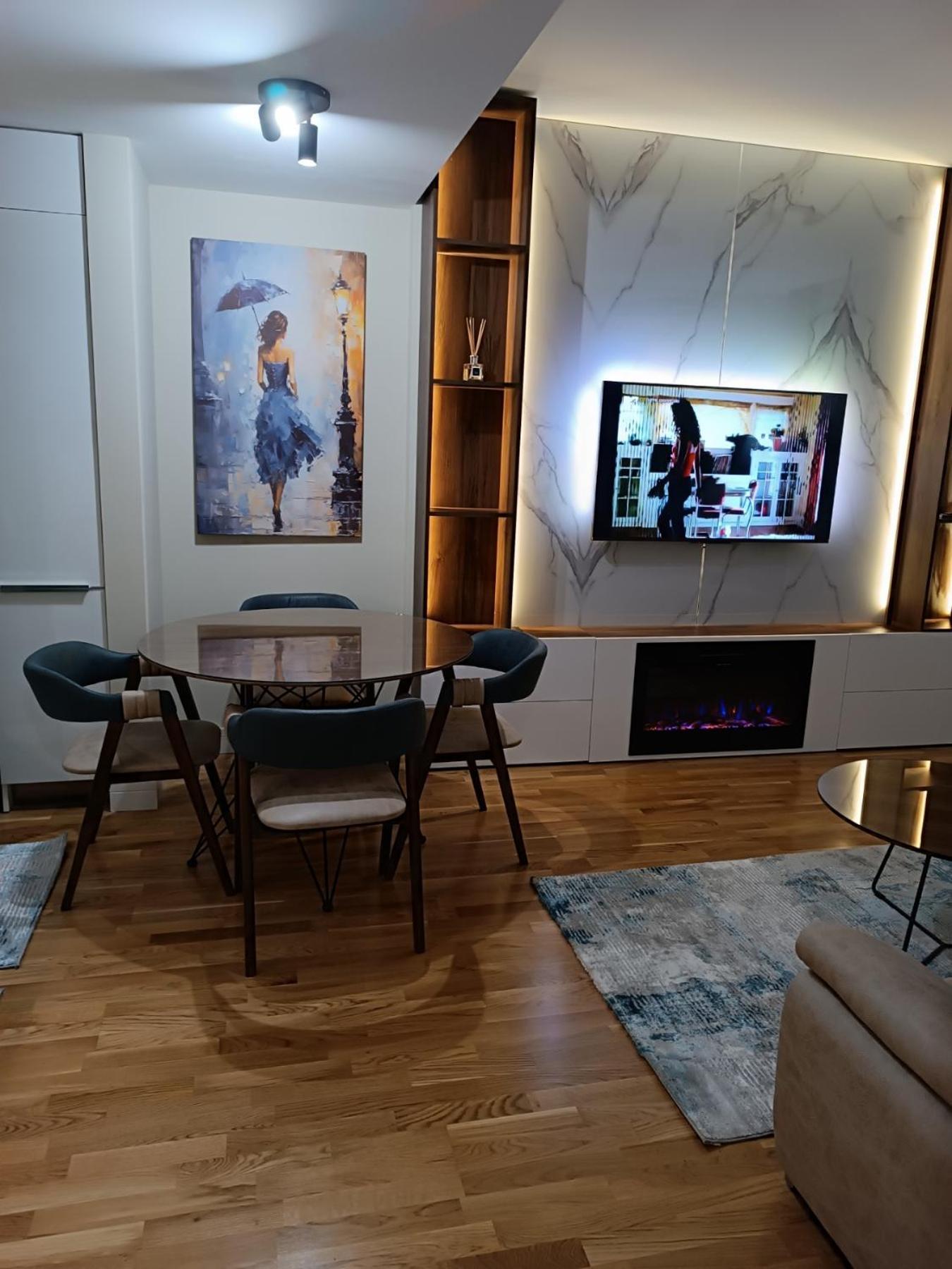 Anika Luxury Apartment At Diamond Center Skopie Exterior foto