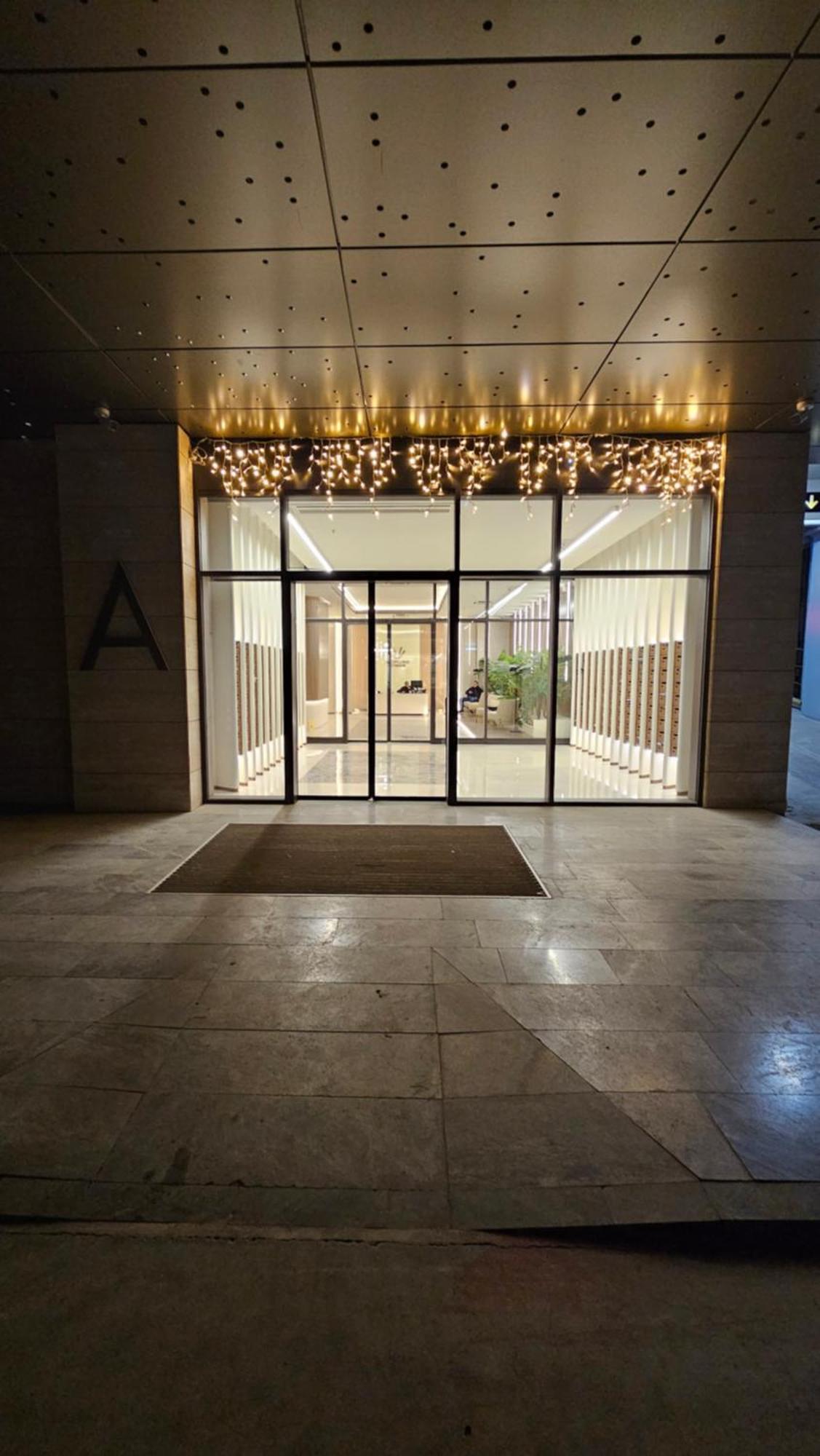 Anika Luxury Apartment At Diamond Center Skopie Exterior foto