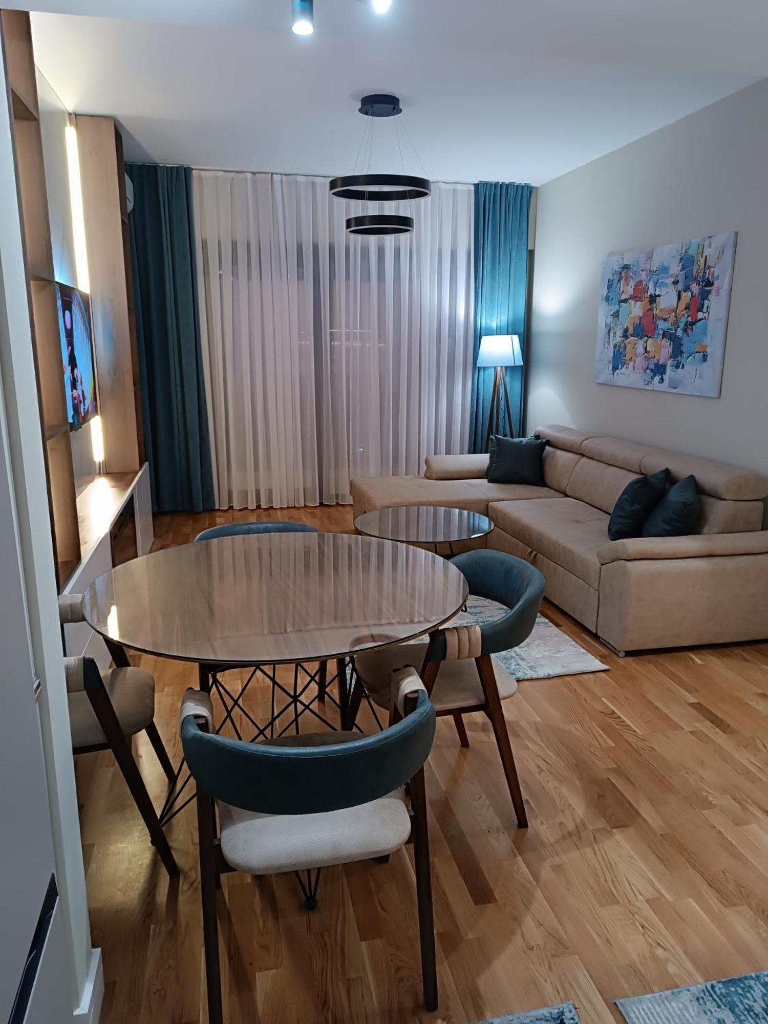 Anika Luxury Apartment At Diamond Center Skopie Exterior foto