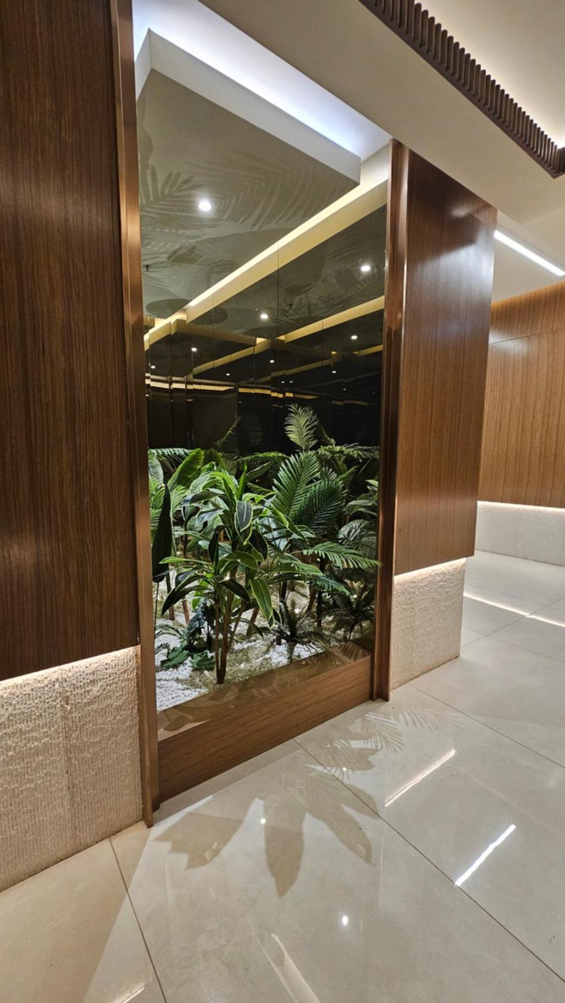 Anika Luxury Apartment At Diamond Center Skopie Exterior foto