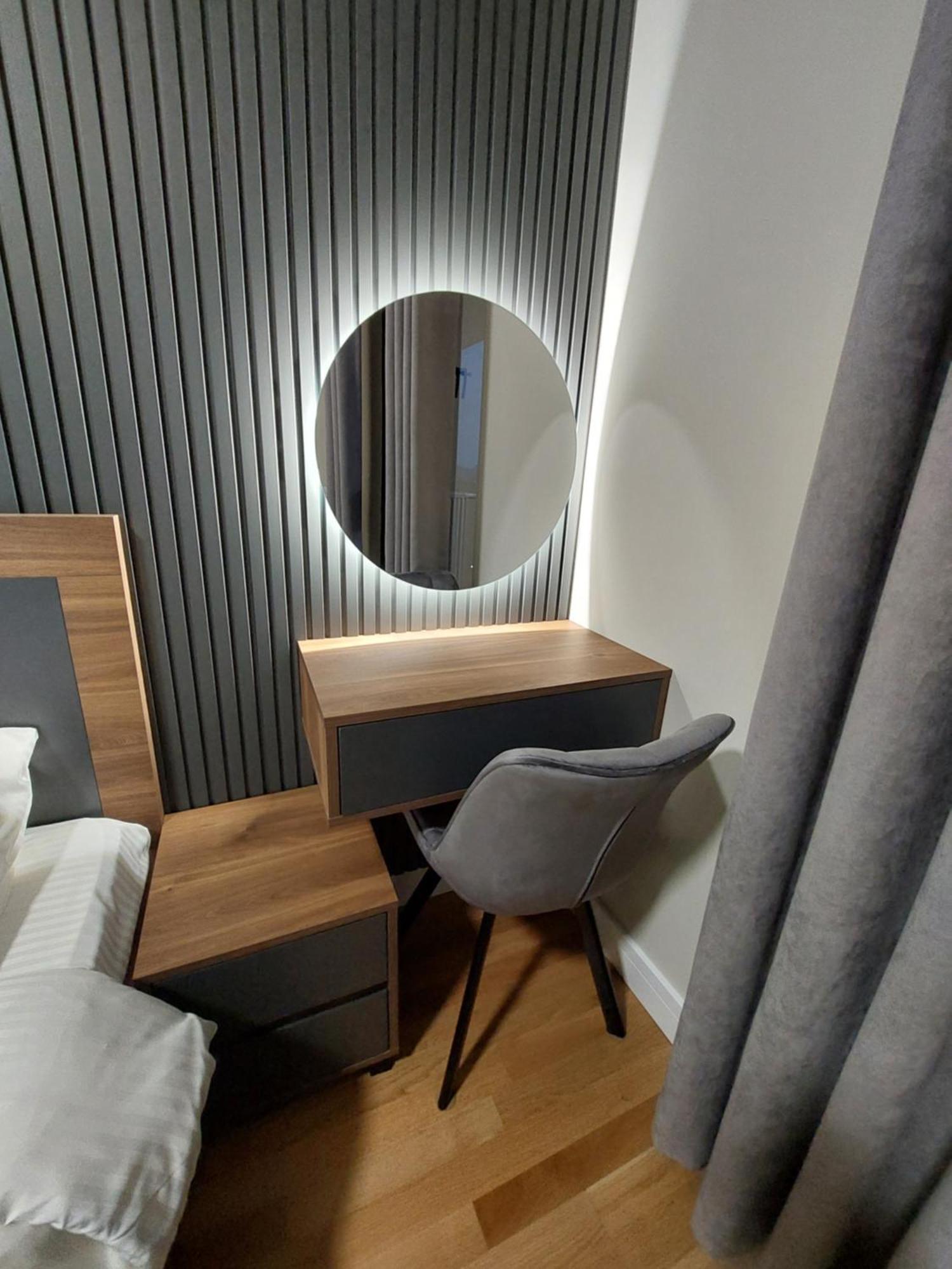 Anika Luxury Apartment At Diamond Center Skopie Exterior foto