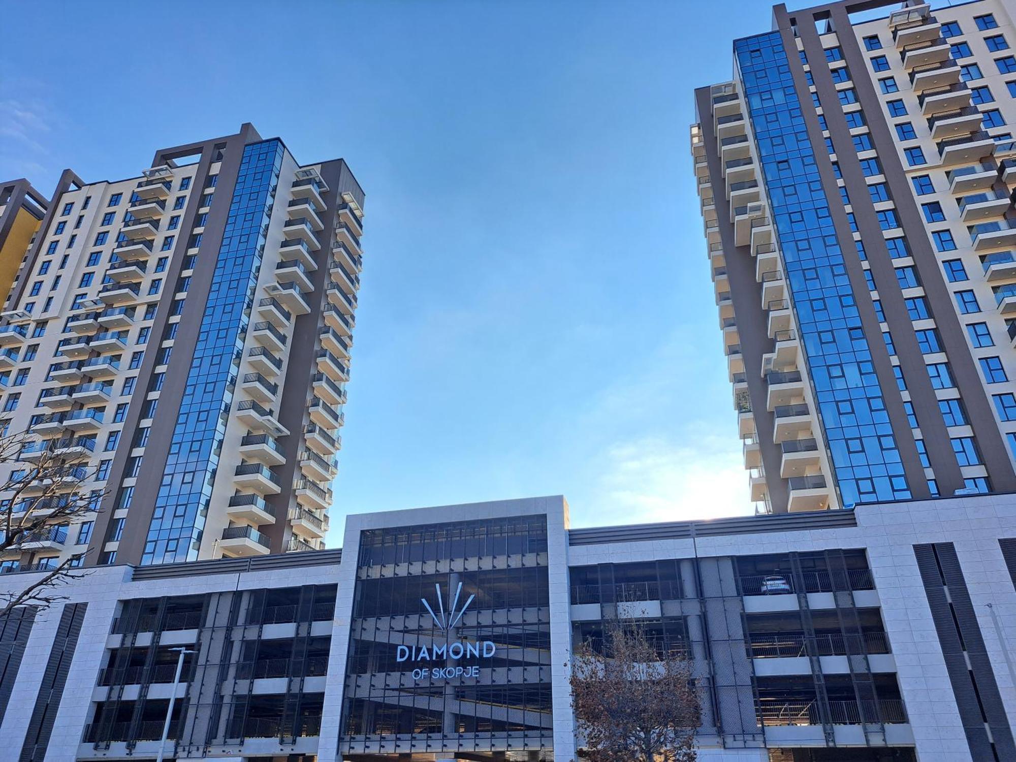 Anika Luxury Apartment At Diamond Center Skopie Exterior foto