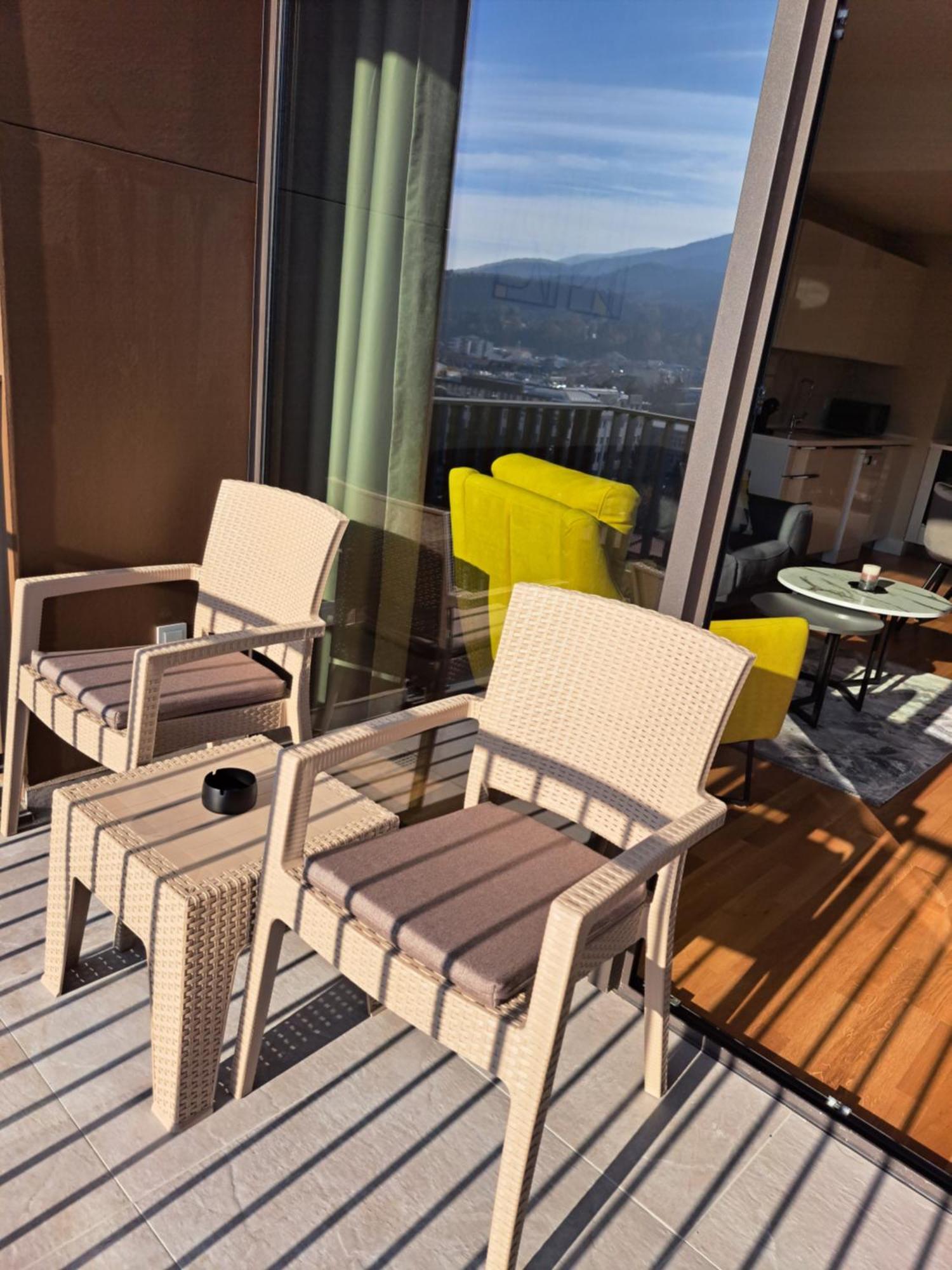 Anika Luxury Apartment At Diamond Center Skopie Exterior foto