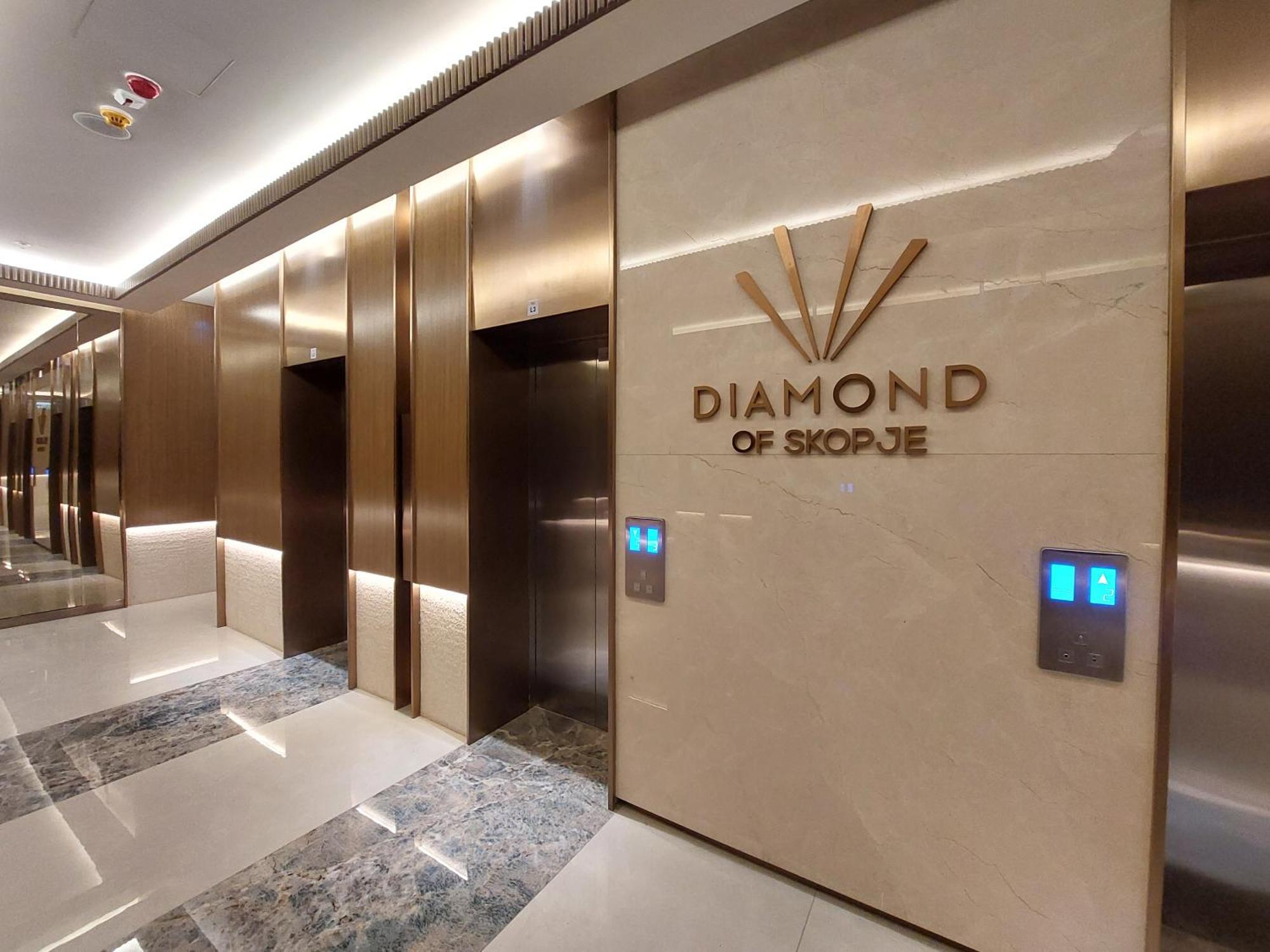 Anika Luxury Apartment At Diamond Center Skopie Exterior foto