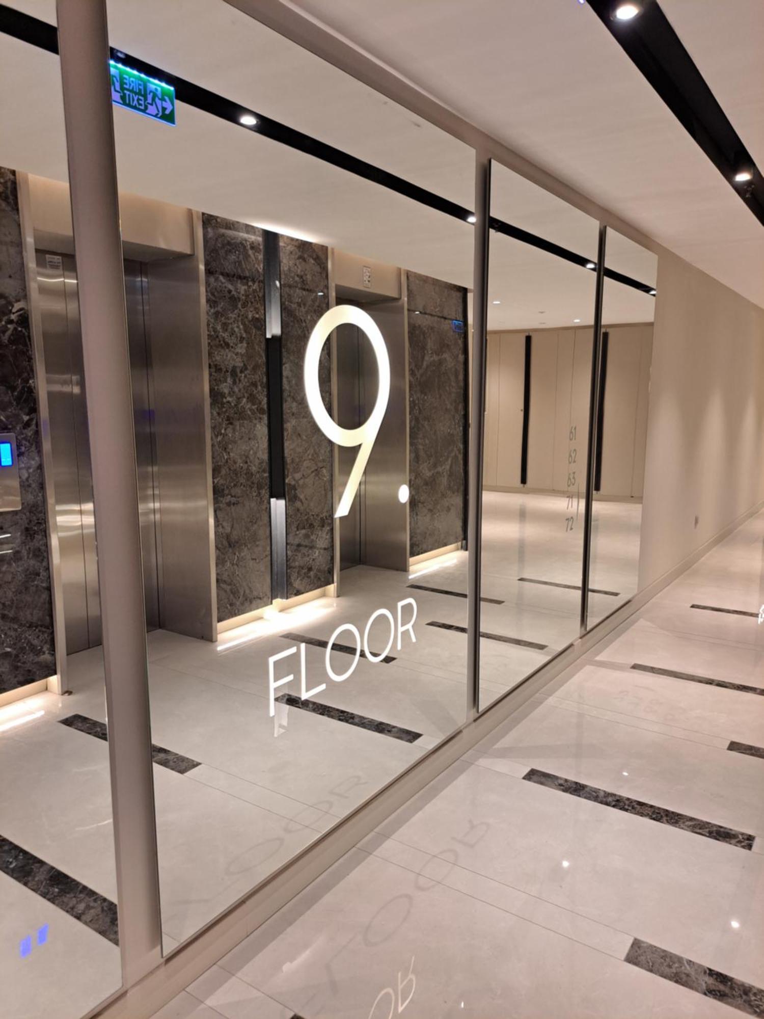 Anika Luxury Apartment At Diamond Center Skopie Exterior foto
